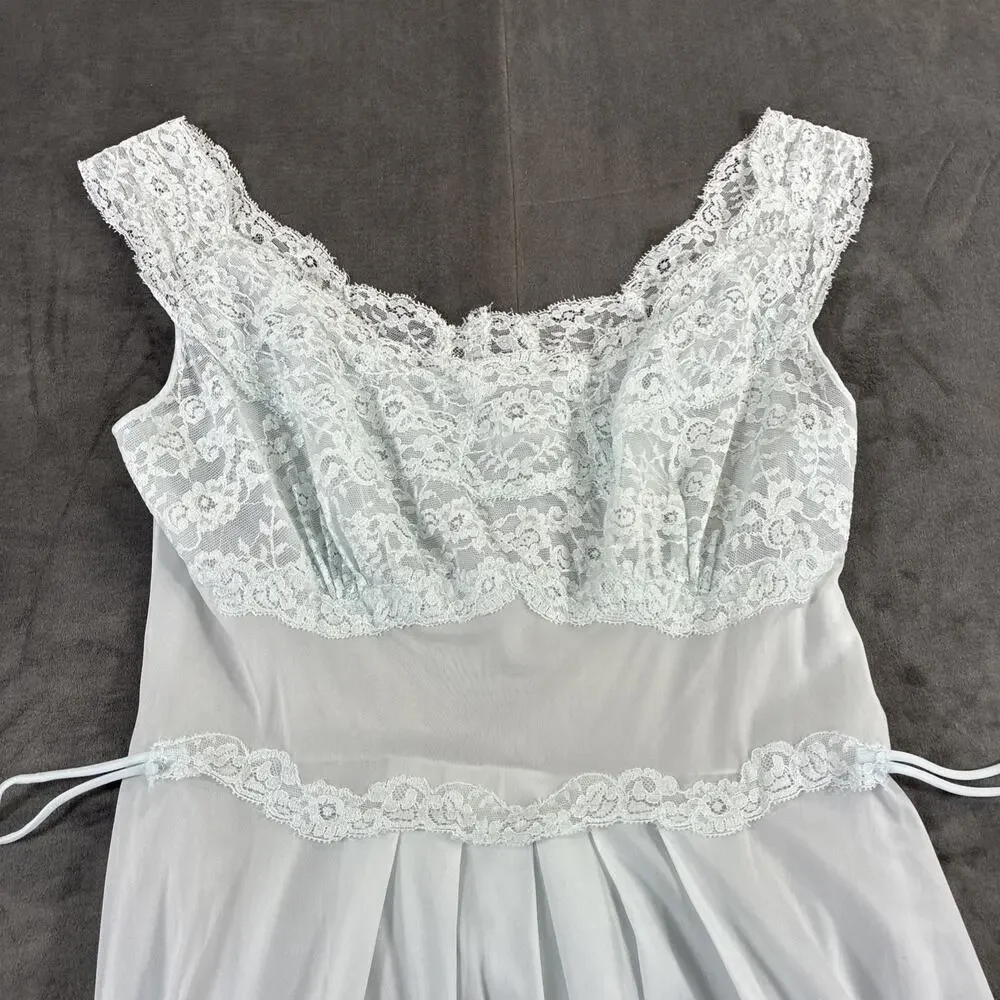 VTG VANITY FAIR Light Blue Nylon Nightgown Negligee Gown Sz 34 Bnfts Charity